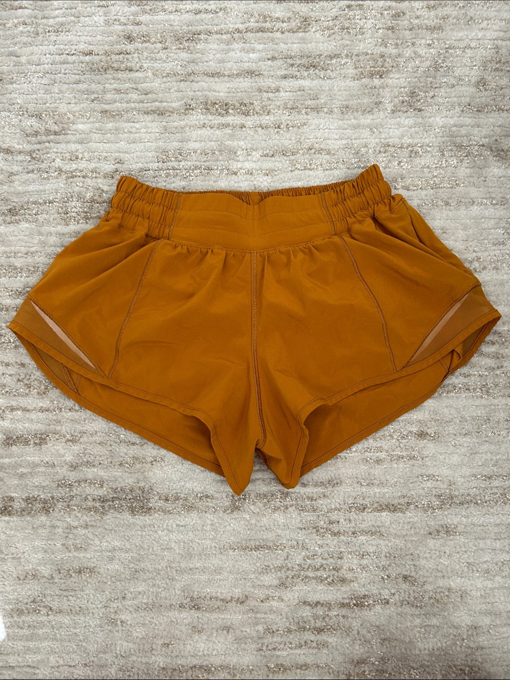 Lululemon Hotty Hot Shorts 2.5”
